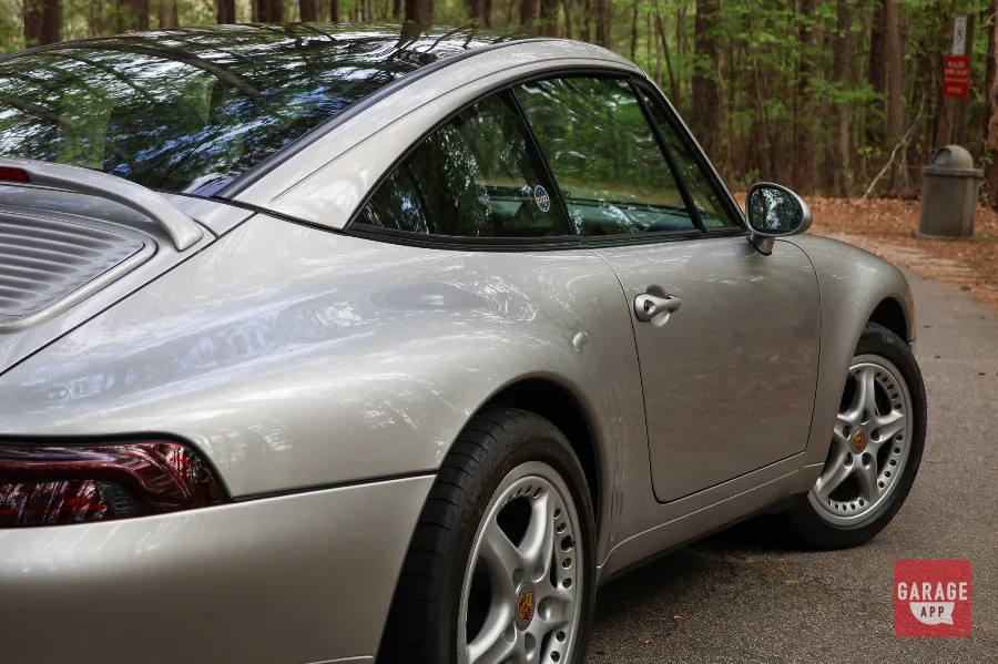 Porsche 911 993 Targa side profile classic sports car